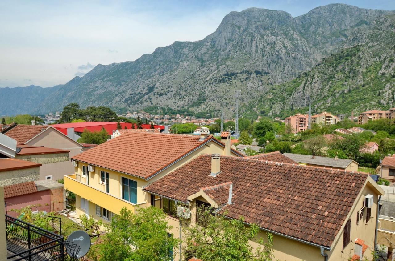 Apartamento Bugi Kotor Exterior foto