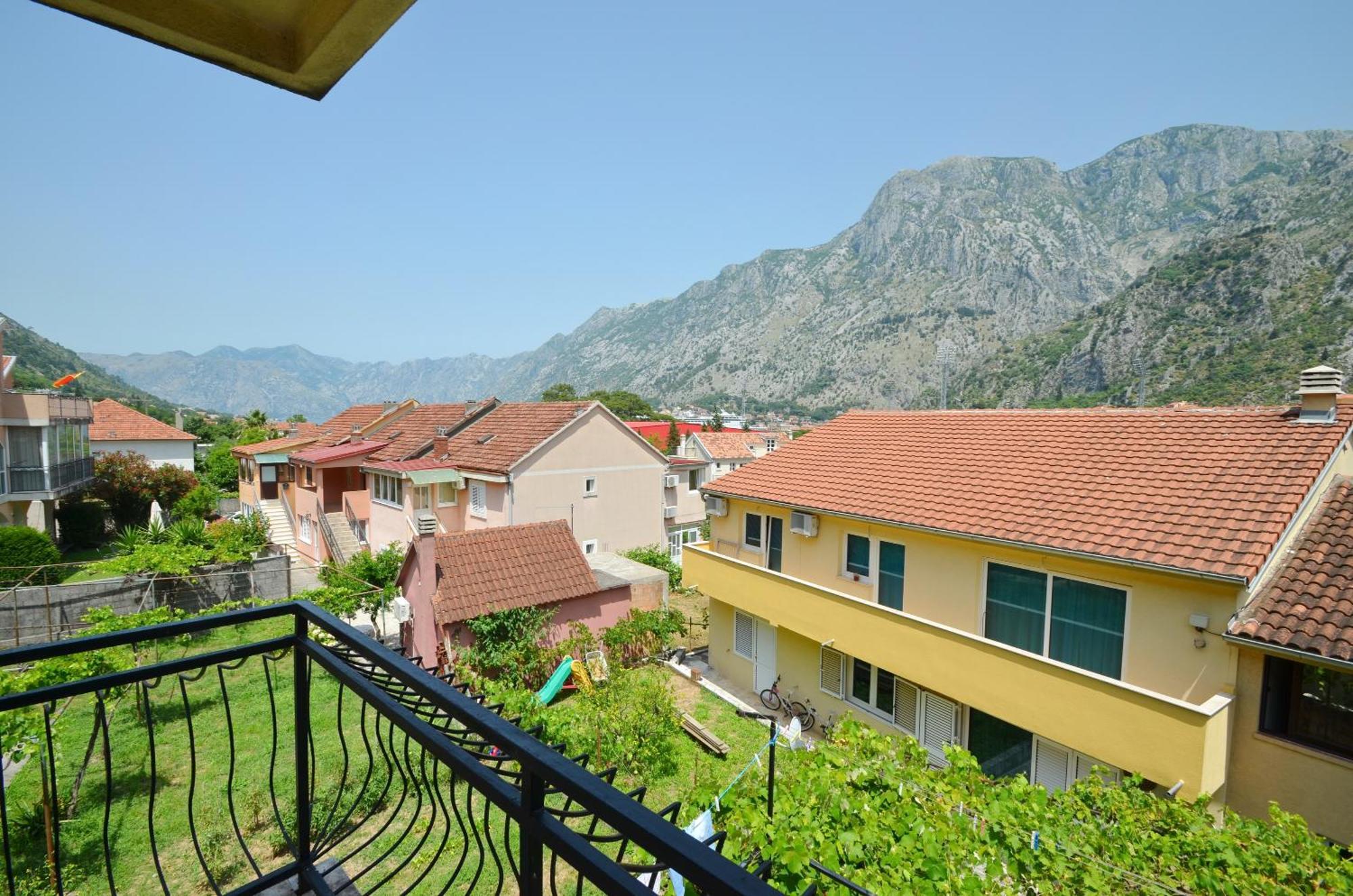 Apartamento Bugi Kotor Exterior foto